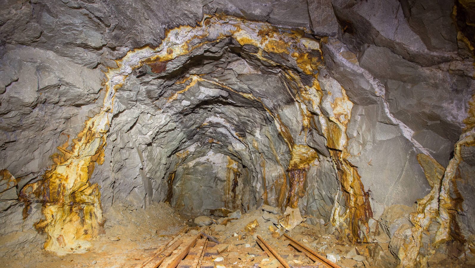 Gold mine: Bounce in Newmont Mining